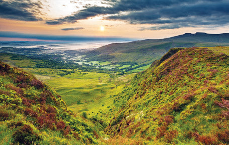 PCW518 - Glyn Tarell, Pen y Fan ad Corn Du Brecon Beacons Postcard