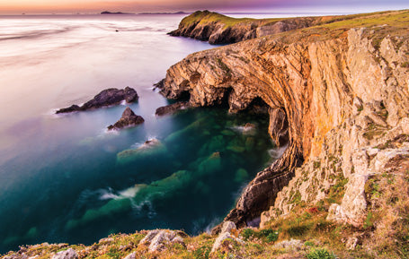 PCW582 - Wooltack Point Pembrokeshire Postcard